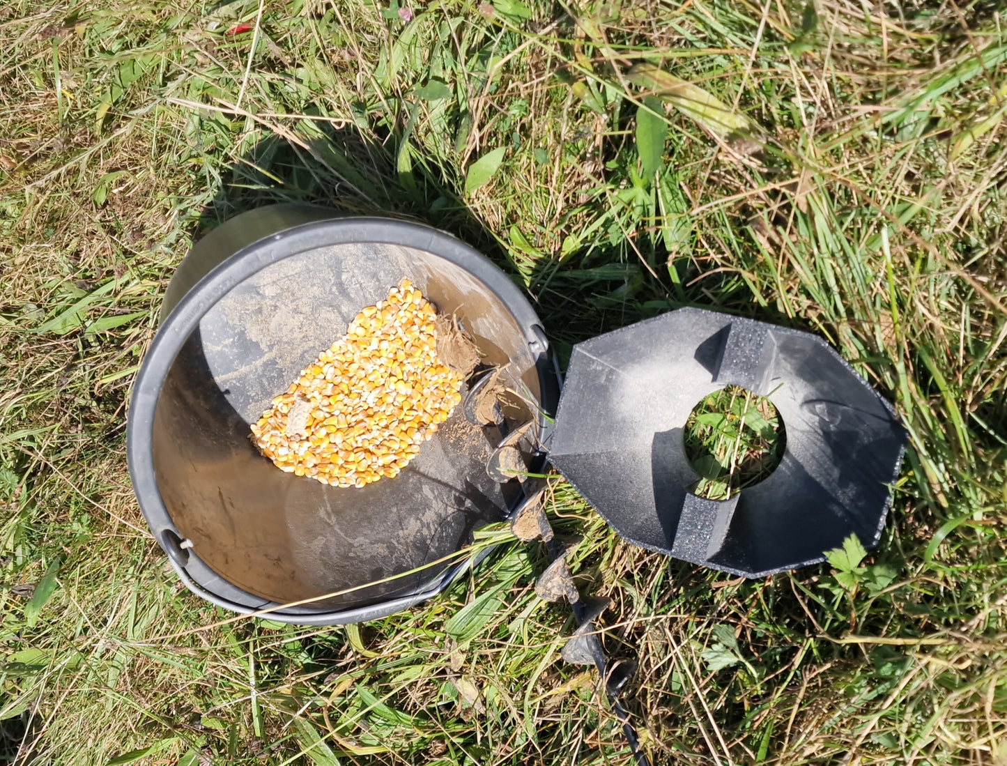 Revierhelfer - Kirrtrichter