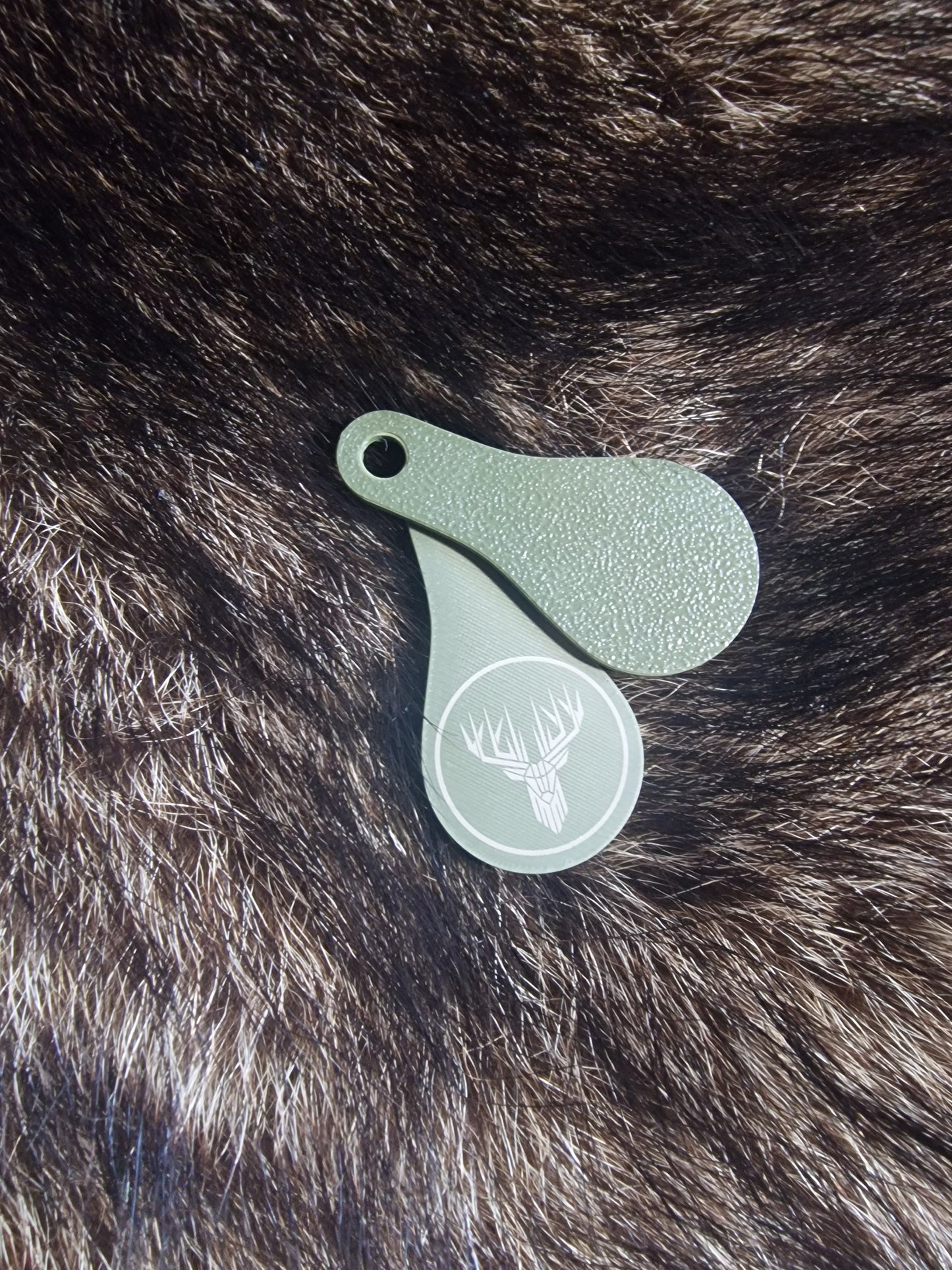 Einkaufswagenöffner mit jagdlichen Motiven