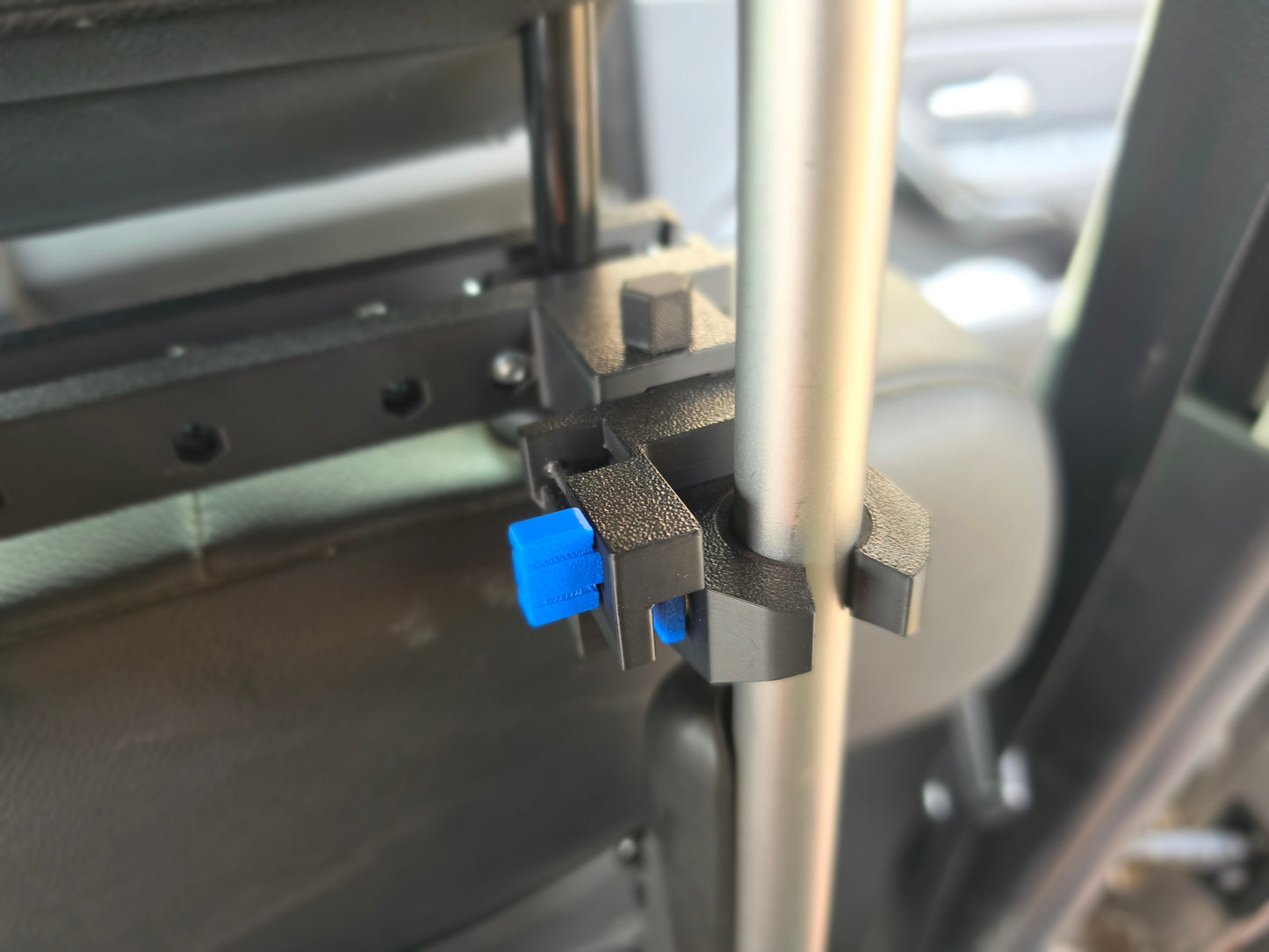Long Gun Mount - Car
