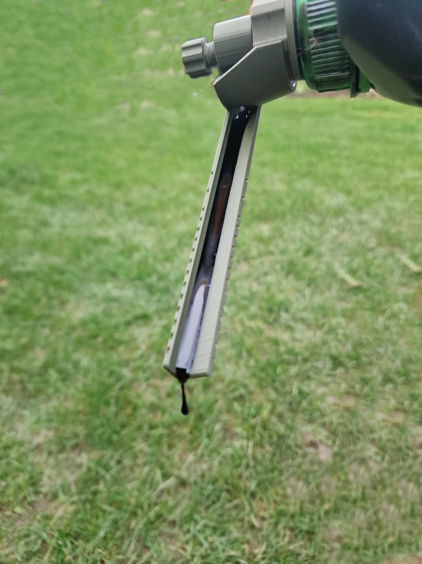 Revierhelfer - Teerspender